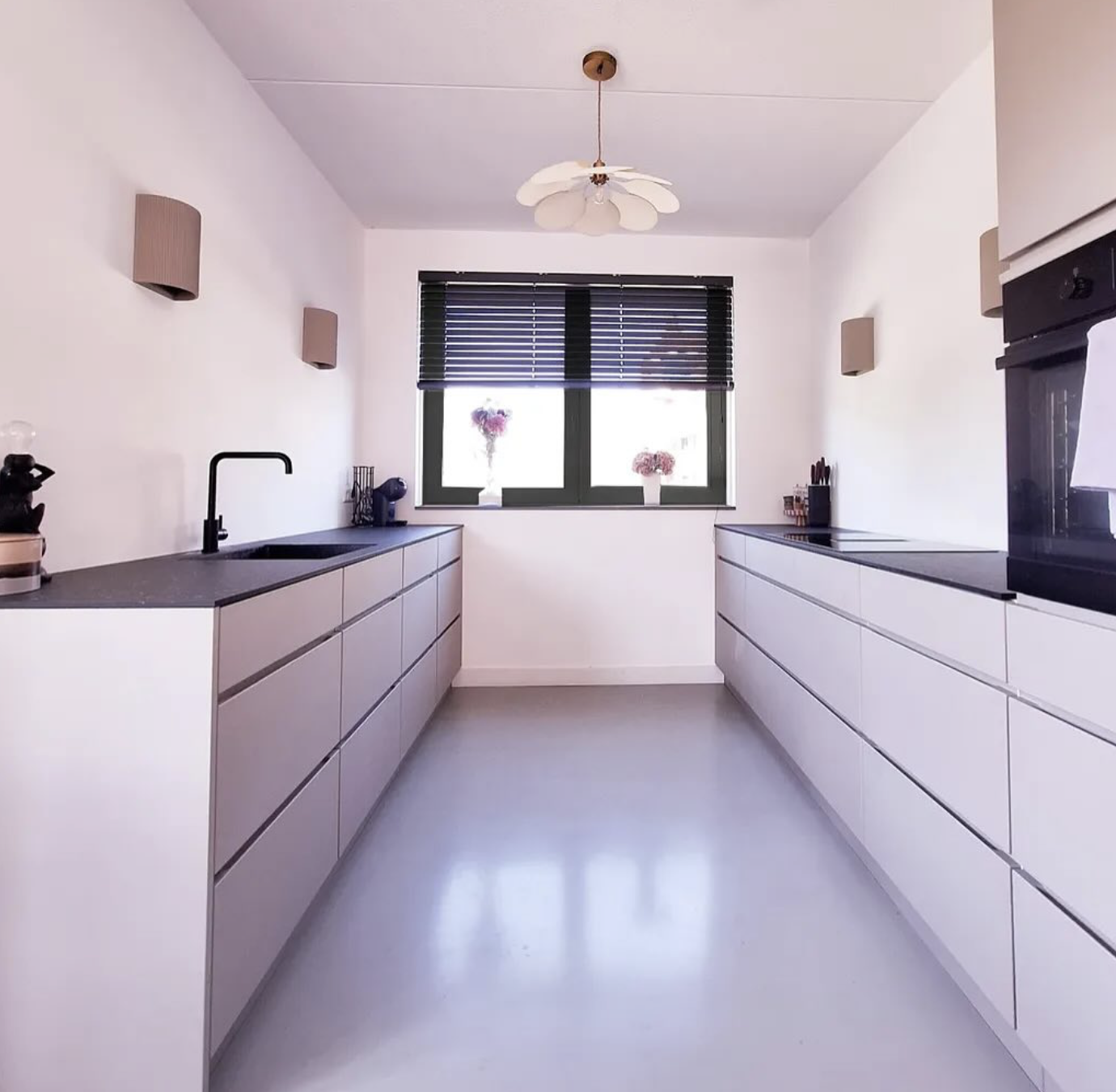 Modern renovated kitchen 1 by Reformes i Construccions Bonilla