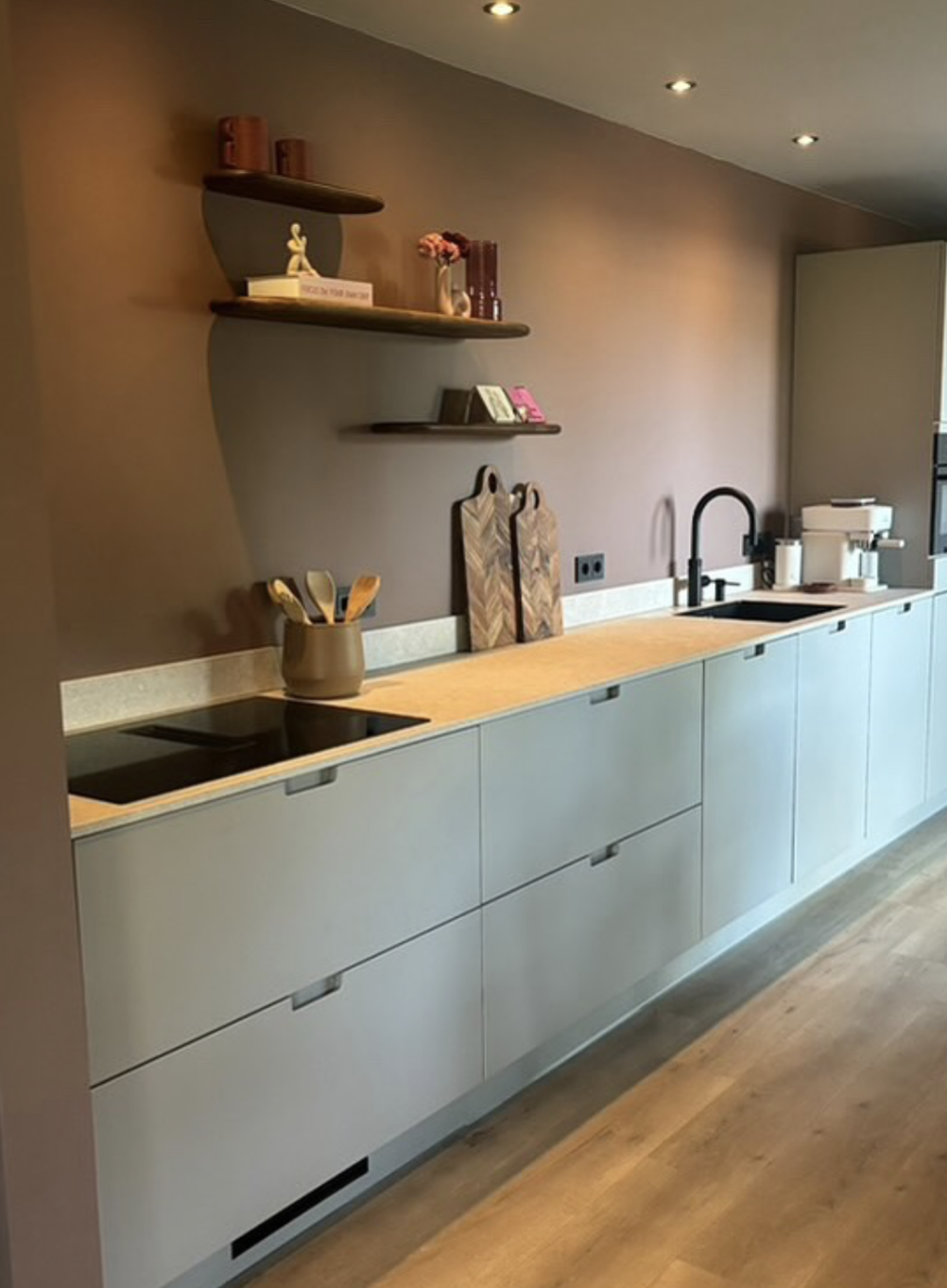 Modern renovated kitchen 3 by Reformes i Construccions Bonilla